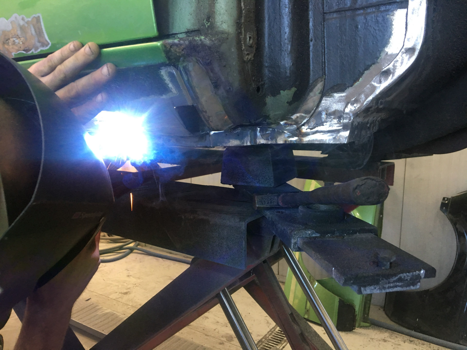 Carrosserieherstel in het BOAR atelier